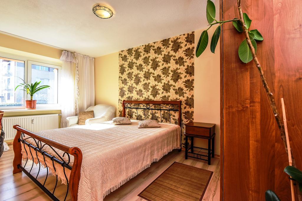 Neriesapartment No.3 With Terrace In Centrum بالانغا المظهر الخارجي الصورة